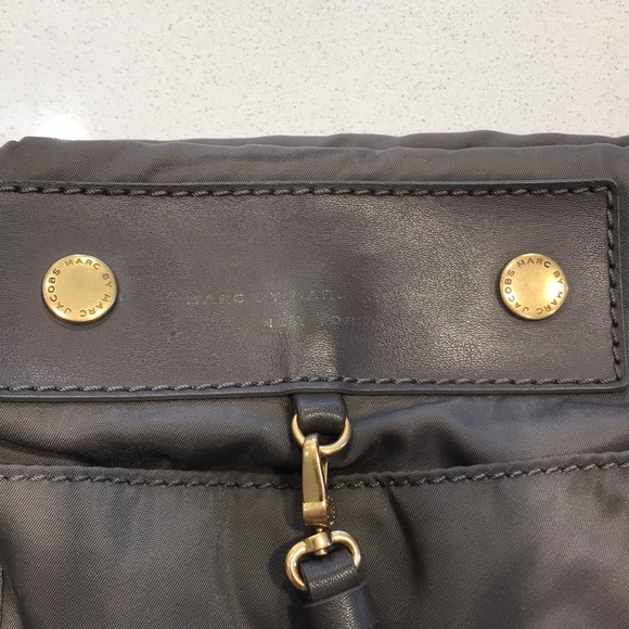 Olive Marc Jacobs crossbody - Picture 2 of 6